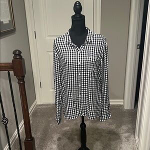 SO Monochrome Checkered Women's Button Down Shirt